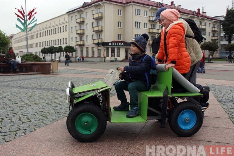 Выстава транспарту прайшла на Савецкай перад Днём горада Выстава транспарту прайшла на Савецкай перад Днём горада