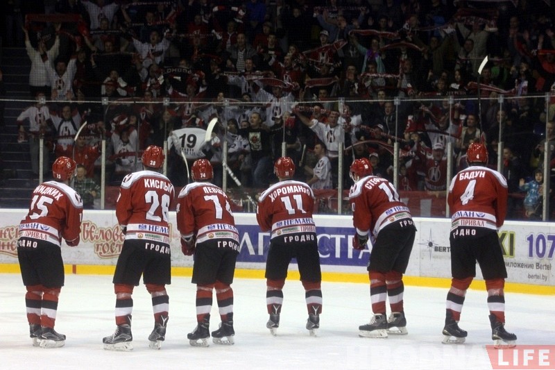 "Нёман" у Гродне прайграў "Юнацтву", але ўсё роўна прайшоў у фінал Кубка Салея "Нёман" у Гродне прайграў "Юнацтву", але ўсё роўна прайшоў у фінал Кубка Салея