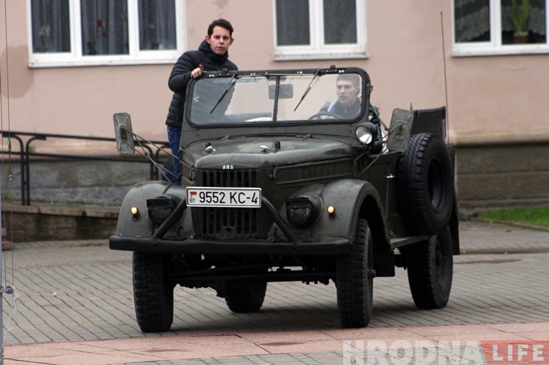 Выстава транспарту прайшла на Савецкай перад Днём горада Выстава транспарту прайшла на Савецкай перад Днём горада