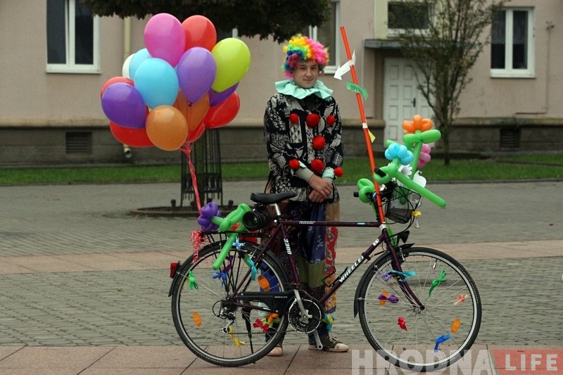 Выстава транспарту прайшла на Савецкай перад Днём горада Выстава транспарту прайшла на Савецкай перад Днём горада