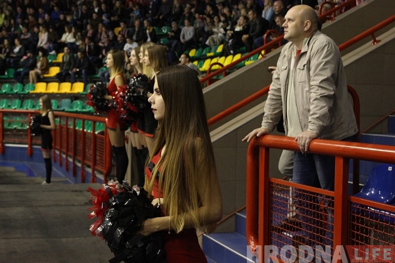 "Нёман" у Гродне прайграў "Юнацтву", але ўсё роўна прайшоў у фінал Кубка Салея "Нёман" у Гродне прайграў "Юнацтву", але ўсё роўна прайшоў у фінал Кубка Салея