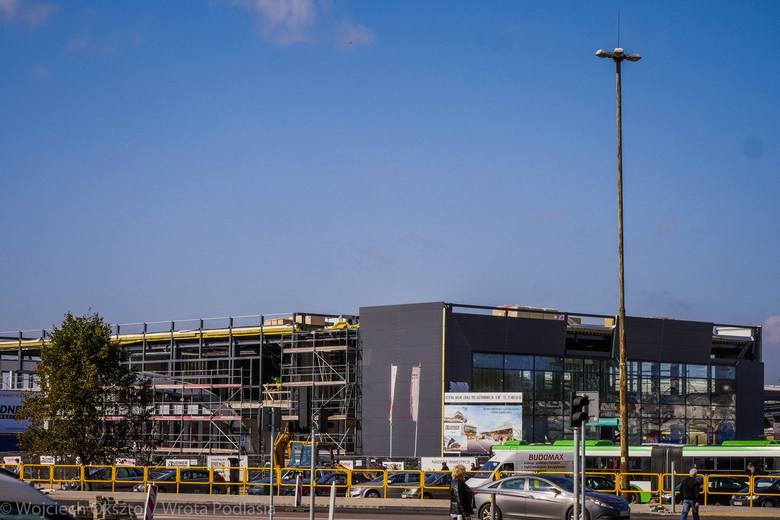 Новы вакзал у Беластоку будуюць у хуткім тэмпе: ён мае быць гатовы ўжо ў лістападзе Новы вакзал у Беластоку будуюць у хуткім тэмпе: ён мае быць гатовы ўжо ў лістападзе