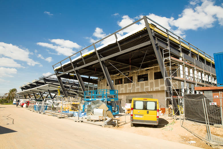 Новы вакзал у Беластоку будуюць у хуткім тэмпе: ён мае быць гатовы ўжо ў лістападзе Новы вакзал у Беластоку будуюць у хуткім тэмпе: ён мае быць гатовы ўжо ў лістападзе