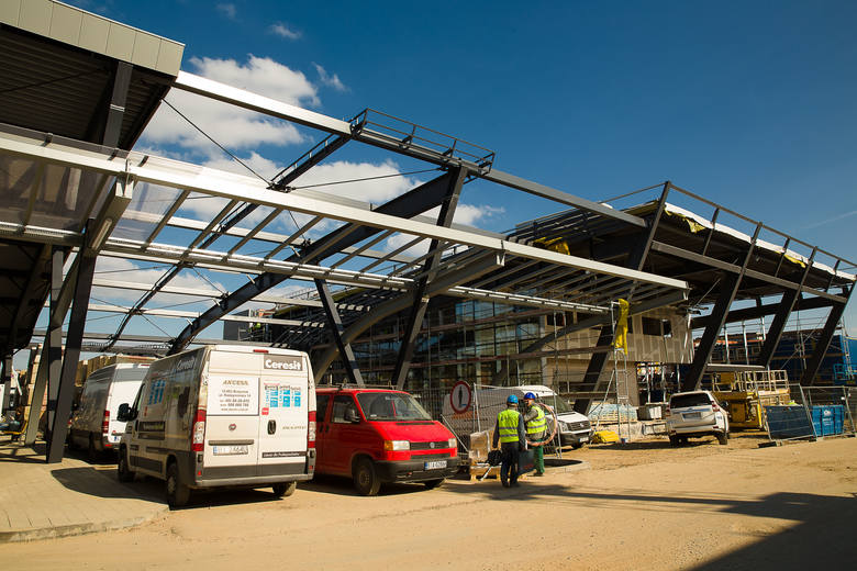 Новы вакзал у Беластоку будуюць у хуткім тэмпе: ён мае быць гатовы ўжо ў лістападзе Новы вакзал у Беластоку будуюць у хуткім тэмпе: ён мае быць гатовы ўжо ў лістападзе