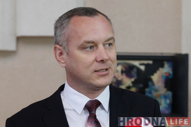 “Кожны эскіз - кавалак жыцця”. У Гродне адкрылі выставу да юбілею драмтэатра