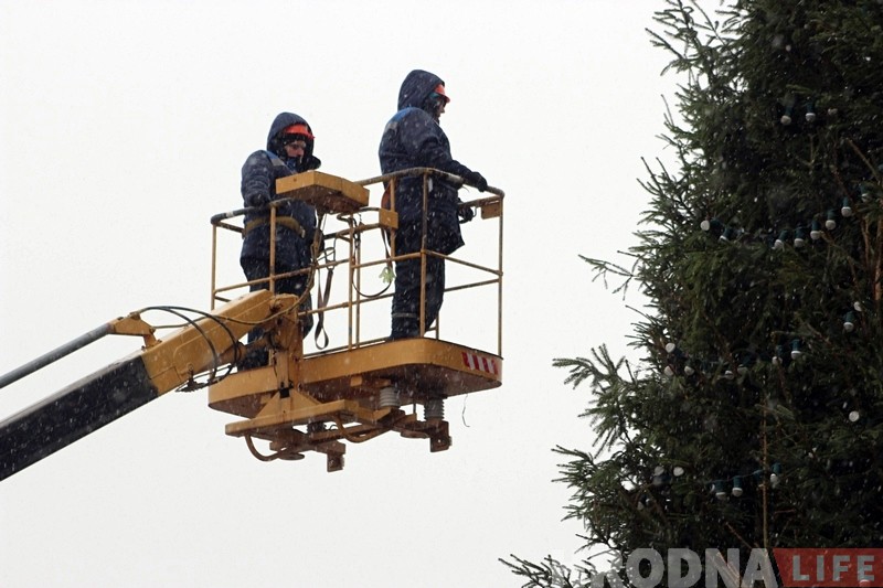 Холадна і мокры снег: апошні дзень восені 2017 у Гродне Холадна і мокры снег: апошні дзень восені 2017 у Гродне