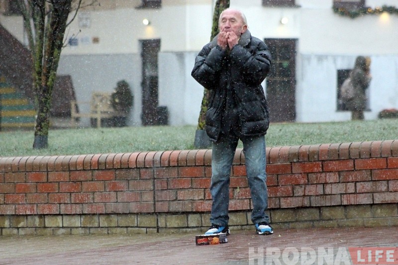 Холадна і мокры снег: апошні дзень восені 2017 у Гродне Холадна і мокры снег: апошні дзень восені 2017 у Гродне