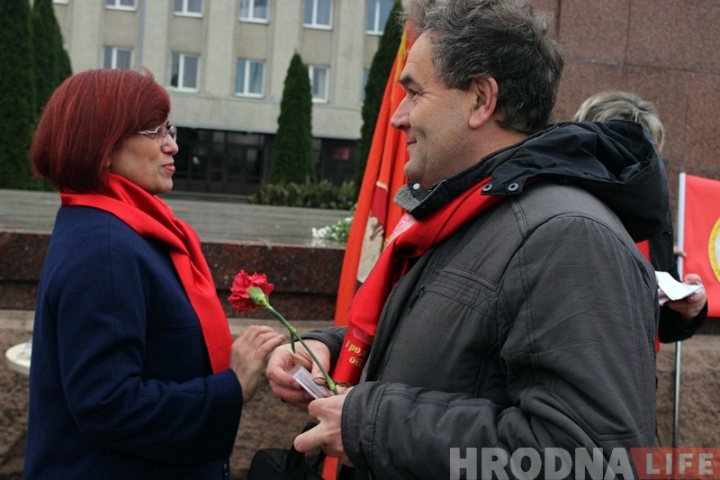 "Жывем той краінай, якую развалілі". Святкаванне 100-годдзя Кастрычніцкай рэвалюцыі ў сучасным Гродне