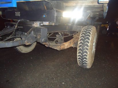 В пятом часу утра «Фольксваген» врезался в прицеп трактора.