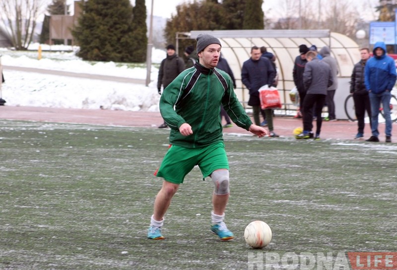 Ад аматараў да прафесіяналаў. Як у Гродне праходзіць зімовы турнір па міні-футболе Ад аматараў да прафесіяналаў. Як у Гродне праходзіць зімовы турнір па міні-футболе