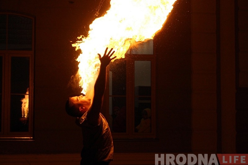 У Гродне запалілі першыя ханукальныя свечы. Упершыню гэта зрабіў малады прадстаўнік абшчыны