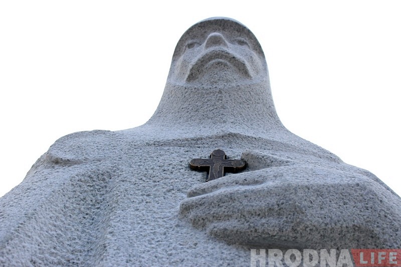 Помнік Давыду Гарадзенскаму даставілі ў Гродна Помнік Давыду Гарадзенскаму даставілі ў Гродна