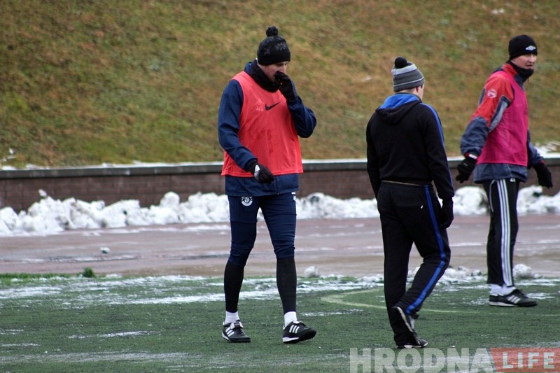 Ад аматараў да прафесіяналаў. Як у Гродне праходзіць зімовы турнір па міні-футболе Ад аматараў да прафесіяналаў. Як у Гродне праходзіць зімовы турнір па міні-футболе