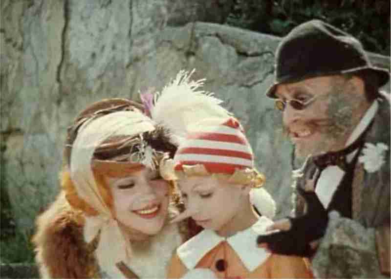 Спачатку плацяць, потым плачуць. Чаму “развод на грошы” добра спрацоўвае у сацыяльнай дзяржаве