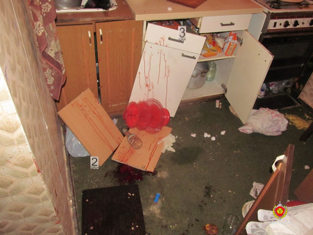 Нажом у сэрца: 24-гадовая дзяўчына з-за рэўнасці забіла свайго хлопца