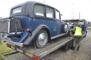 У Кузніцы затрымалі Rolls-Royce коштам 60 тыс. еўра: беларус вёз яго ў Расію