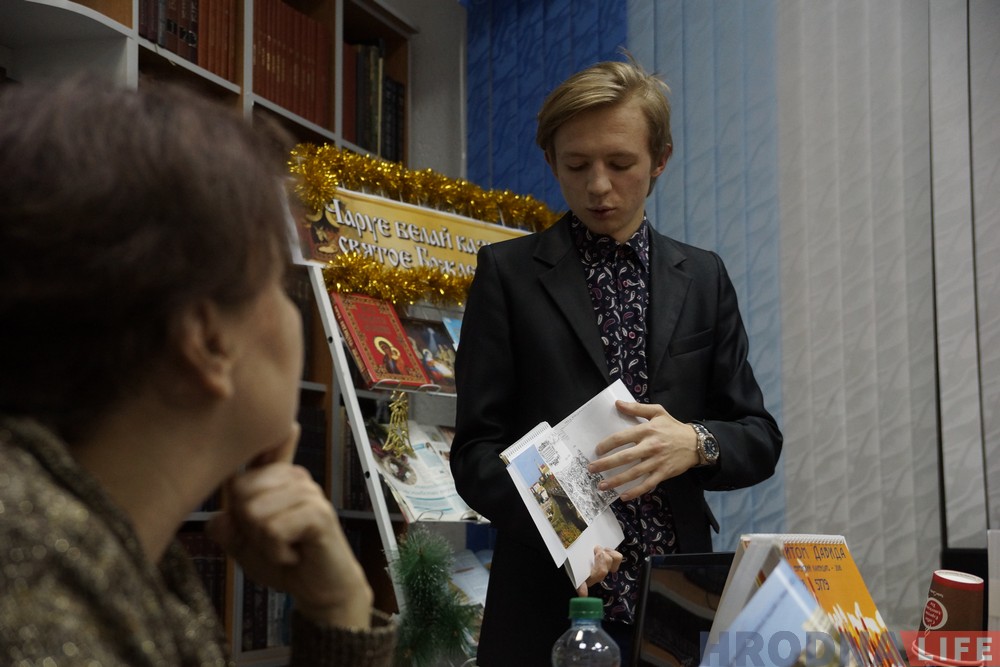 “Рабілася апантана, атрымалася цікава”. Краязнаўцы прадставілі гродзенскія календары на 2018 год