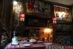 У стогадовым доме на Горкага адкрылі "інстаграмную" кавярню