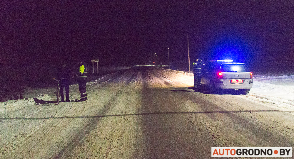 Рэйд ДАІ Гродна ў фотаздымках: як інспектары затрымліваюць пешаходаў-парушальнікаў