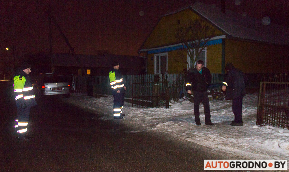 Рэйд ДАІ Гродна ў фотаздымках: як інспектары затрымліваюць пешаходаў-парушальнікаў