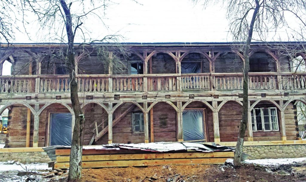 Рэстаўрацыя гродзенскага лямуса: скончыўся другі этап, з будынка прыбралі лішняе і неаўтэнтычнае