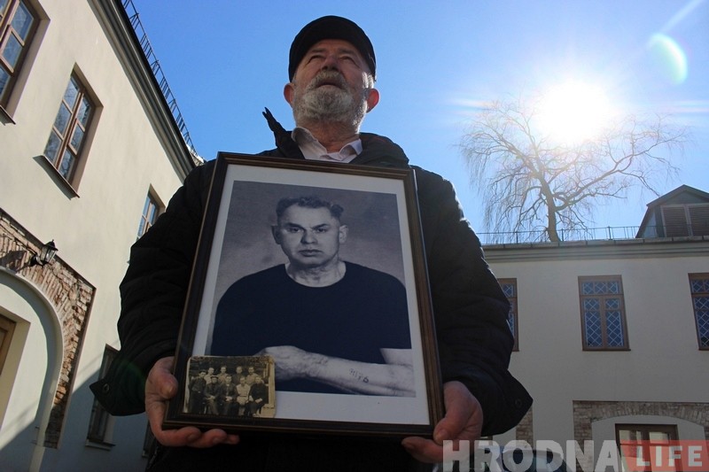 "Ніколі больш". У Гродне ўспомнілі мясцовых яўрэяў, якіх 75 гадоў таму вывезлі і амаль усіх знішчылі