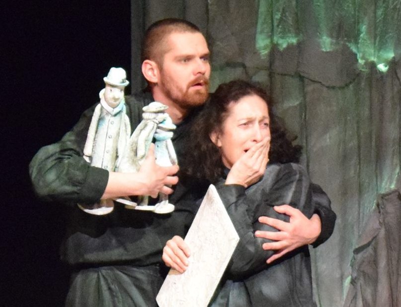 «Умри, но посмотри спектакль!» Александр Тебеньков рассказал о премьере “Обещания на рассвете” в театре кукол