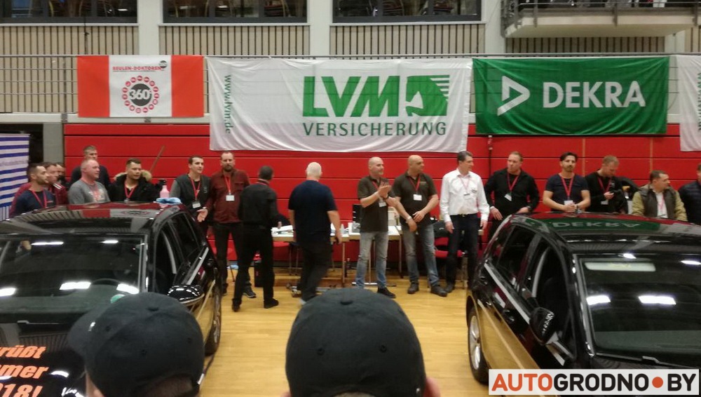 Гродзенскія майстры на Чэмпіянаце свету па выдаленні ўвагнутасцяў выступілі лепш, чым чэмпіён Японіі