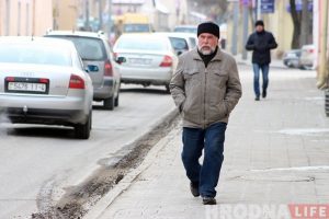 "Ну іх жа ніхто не штурхае". Што думаюць маладыя гродзенцы пра тое, як зрабіць Гродна прыязным да сталых людзей "Ну іх жа ніхто не штурхае". Што думаюць маладыя гродзенцы пра тое, як зрабіць Гродна прыязным да сталых людзей