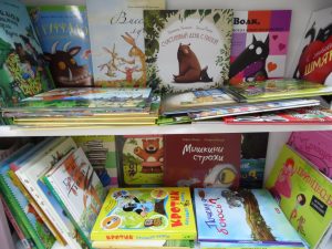 Каты, ваўкі, лісы і іншыя: 7 дзіцячых кніг, якія варта прачытаць і дарослым