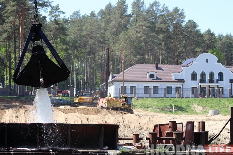 Пляж са спартовымі пляцоўкамі і прычал будуюць каля "Прывала" Пляж са спартовымі пляцоўкамі і прычал будуюць каля "Прывала"