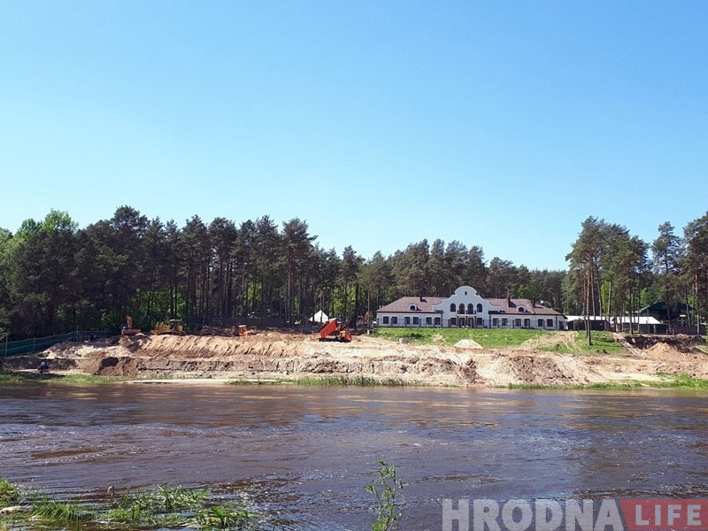 Пляж са спартовымі пляцоўкамі і прычал будуюць каля "Прывала" Пляж са спартовымі пляцоўкамі і прычал будуюць каля "Прывала"