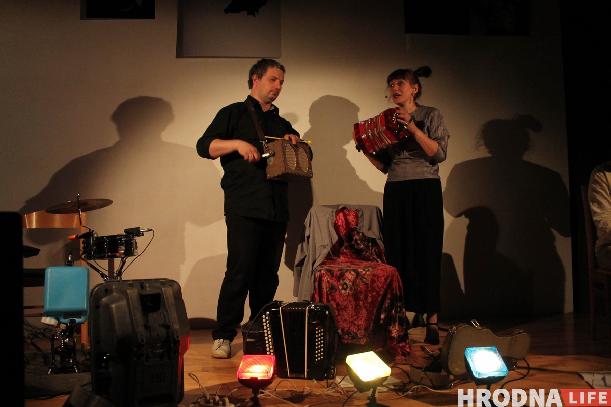 Бенька праспявала гродзенцам пра "электракаханне"