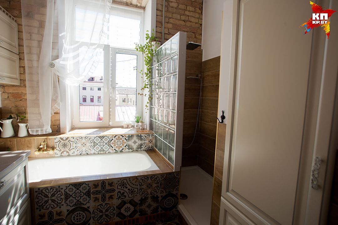 Рамантыка ў цэнтры Гродна: рамонт у кватэры царскіх часоў за $ 25 тысяч Рамантыка ў цэнтры Гродна: рамонт у кватэры царскіх часоў за $ 25 тысяч