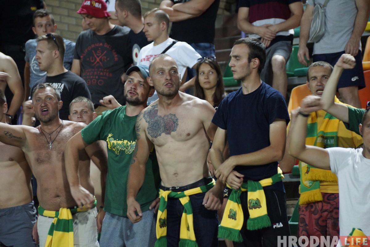 “За Нёман, за Радзіму, за футбол!” Фан-клуб “Нёмана” адзначыў 20-годдзе перформансам на матчы “За Нёман, за Радзіму, за футбол!” Фан-клуб “Нёмана” адзначыў 20-годдзе перформансам на матчы