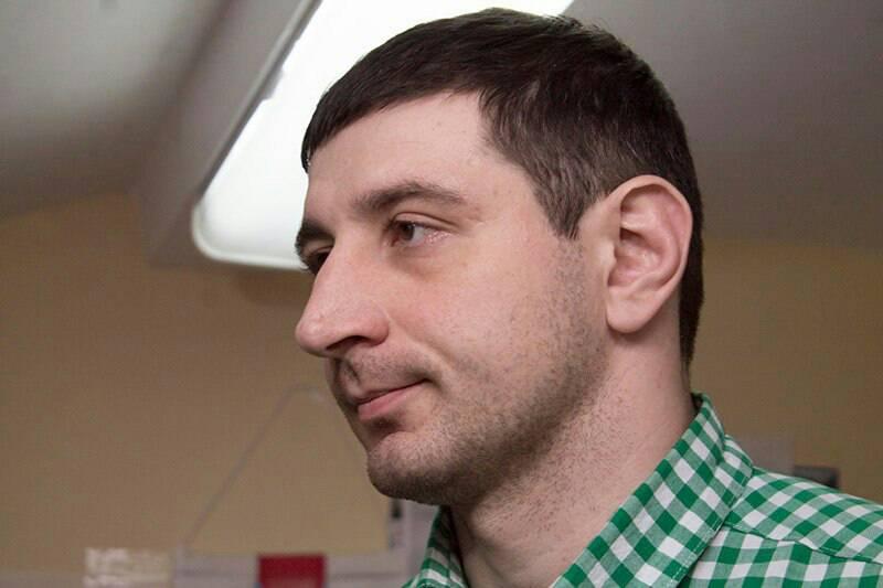 “Помста аўтобуснага парка”. Актывіста, які бараніў гродзенскіх кіроўцаў аўтобусаў, выклікаюць у міліцыю