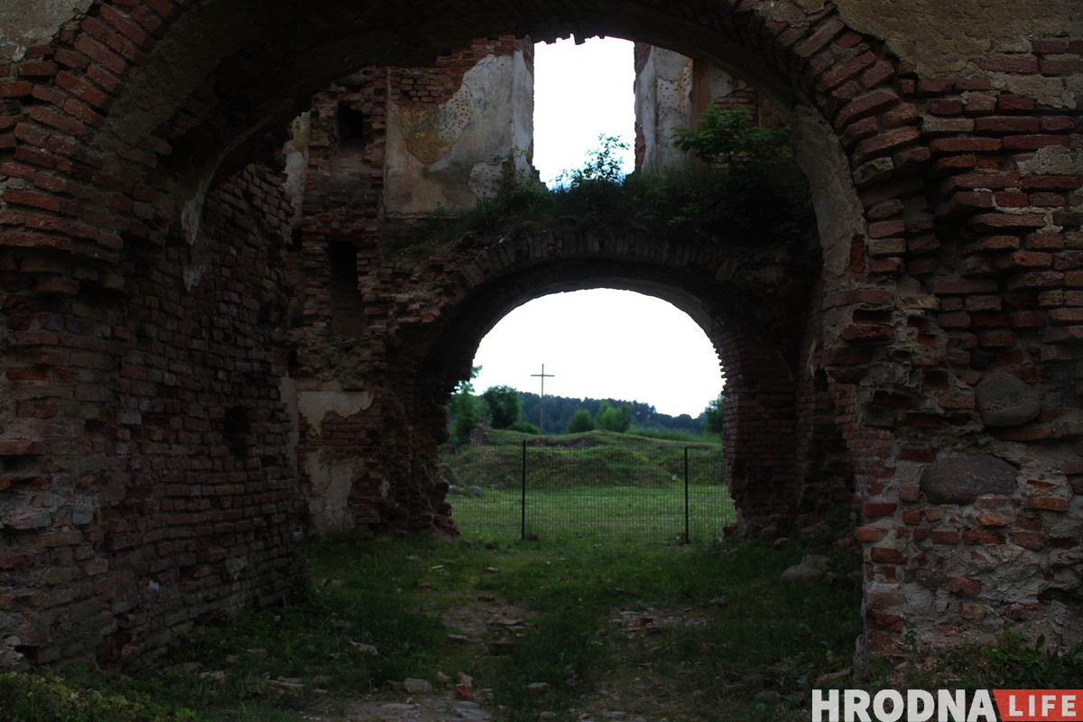 Пакуль рамантуюць Гальшанскі замак, можна наведаць яго ў віртуальнасці Пакуль рамантуюць Гальшанскі замак, можна наведаць яго ў віртуальнасці