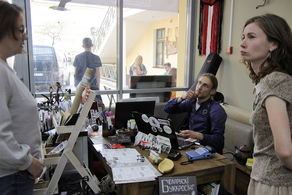 "Усім трэба есці і спаць. Але некаторых хапае на большае". Фотагісторыя пра цудоўных людзей з "Цудоўні"