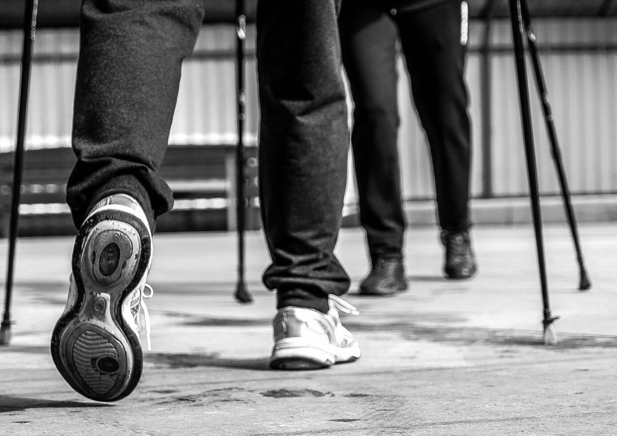 По-скандинавски. Как пожилая гродненка учит идти по жизни с двумя палками