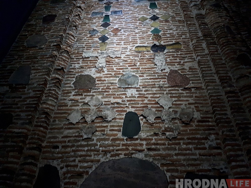 На Каложы ў тэставым рэжыме ўключылі падсветку На Каложы ў тэставым рэжыме ўключылі падсветку