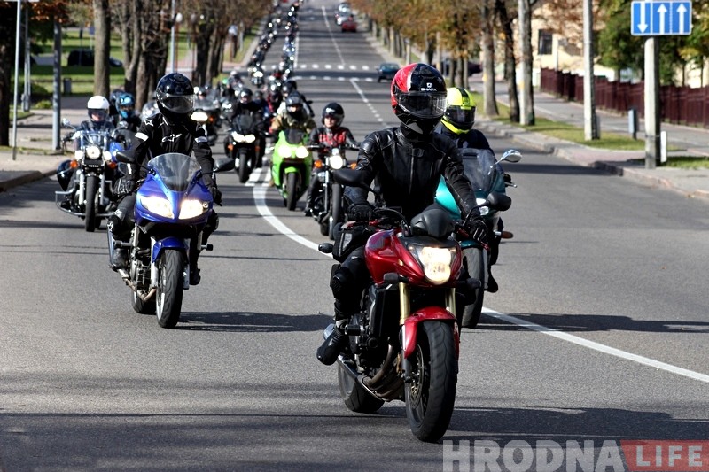 ФОТА: Гродзенскія байкеры закрылі сезон-2018 традыцыйным мотапрабегам ФОТА: Гродзенскія байкеры закрылі сезон-2018 традыцыйным мотапрабегам