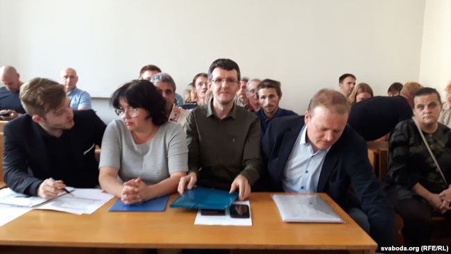 Суд не задаволіў пазоў бізнэсоўца Ізраілевіча да «Новага часу» і гродзенскага журналіста Івашына