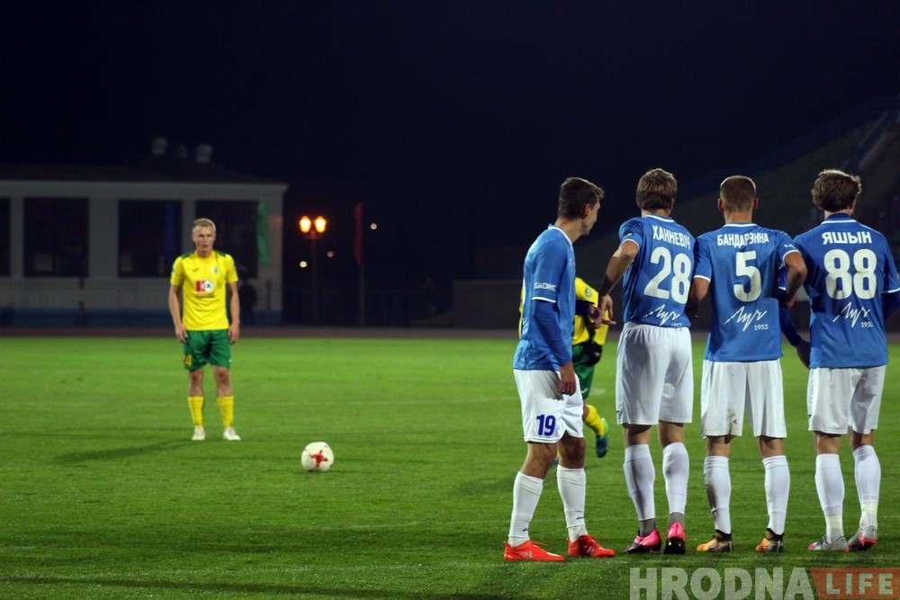 "Нёман" губляе ачкі ў матчы з "Праменем"