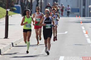 «Лепш бегчы, чым стаяць і глядзець». Галоўны па спорце ў Гродне пра бег у горадзе і ўласным жыцці