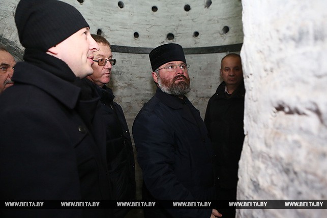 Фрагменты старинной колонны можно будет увидеть сквозь прозрачный пол в Коложской церкви