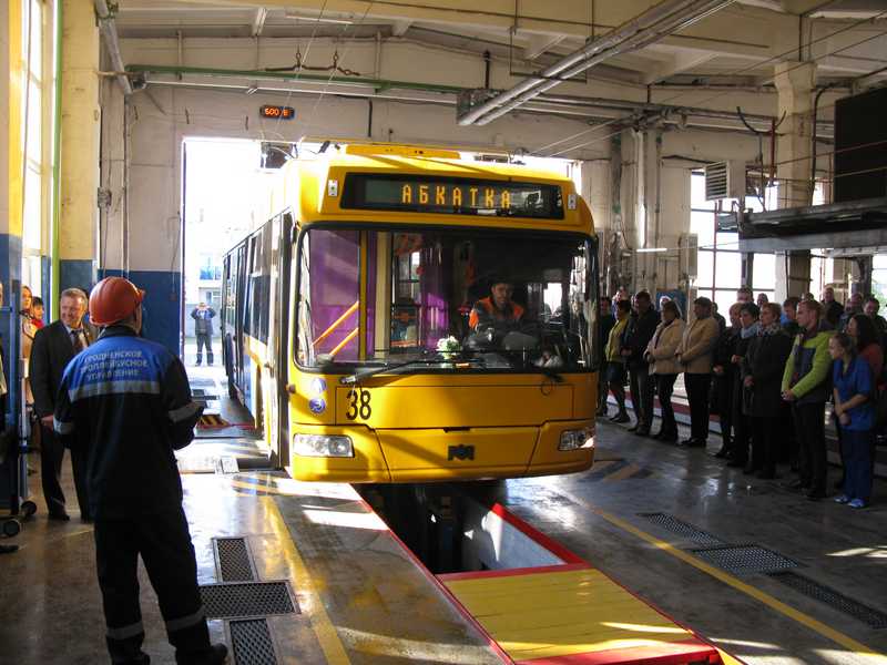 Колбасино свяжут с «Химволокно», а «Тринити» с Ольшанкой? Директор «Гродненского троллейбусного управления» про новые маршруты, рекламу и контролёров