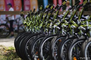 Польскія велатурысты ў бязвізавым Гродне: "Людзі ветлівыя і горад прыгожы, але для велааматараў непрыстасаваны"