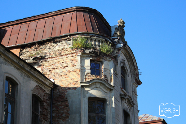 У старадаўняй сядзібе ў Жалудку хацелі зрабіць галерэю, але пакуль яна руйнуецца на вачах