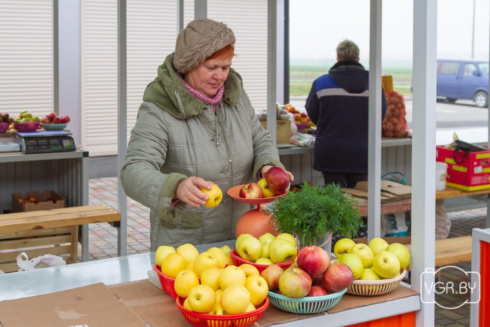 В Ольшанке открылся большой мини-рынок