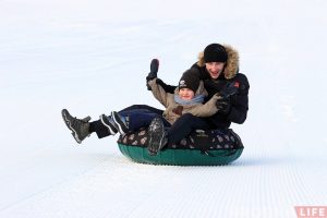 Снежный вулкан и ледяной боулинг. Что еще попробовать, пока зима не закончилась